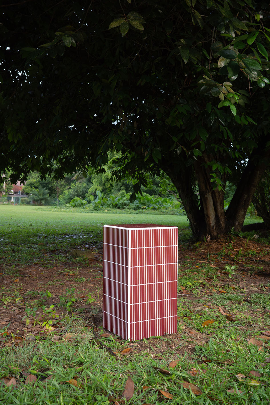 Kitkat plinth
